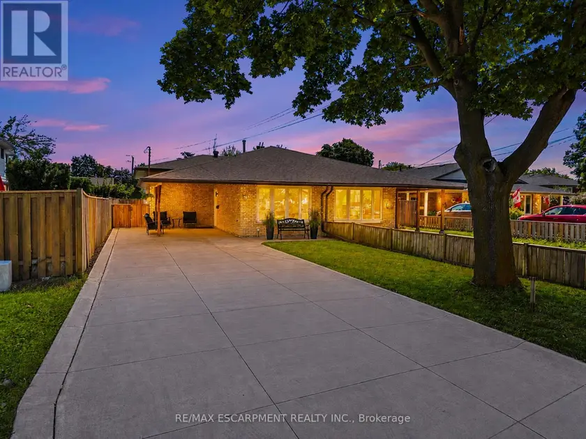 Semi-Detached/Link at 167 BERKINDALE DRIVE, Hamilton (Riverdale)