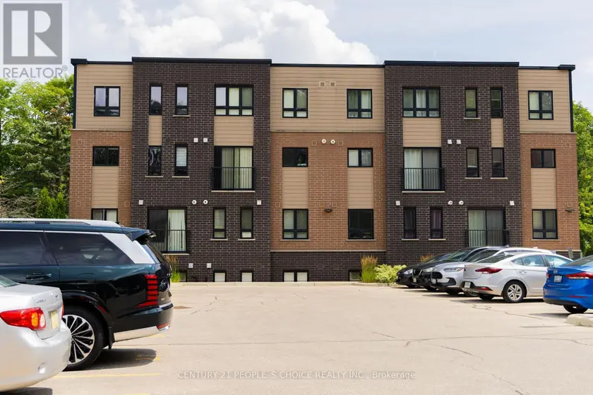 Townhouse at A5 - 190 CENTURY HILL DRIVE, Kitchener