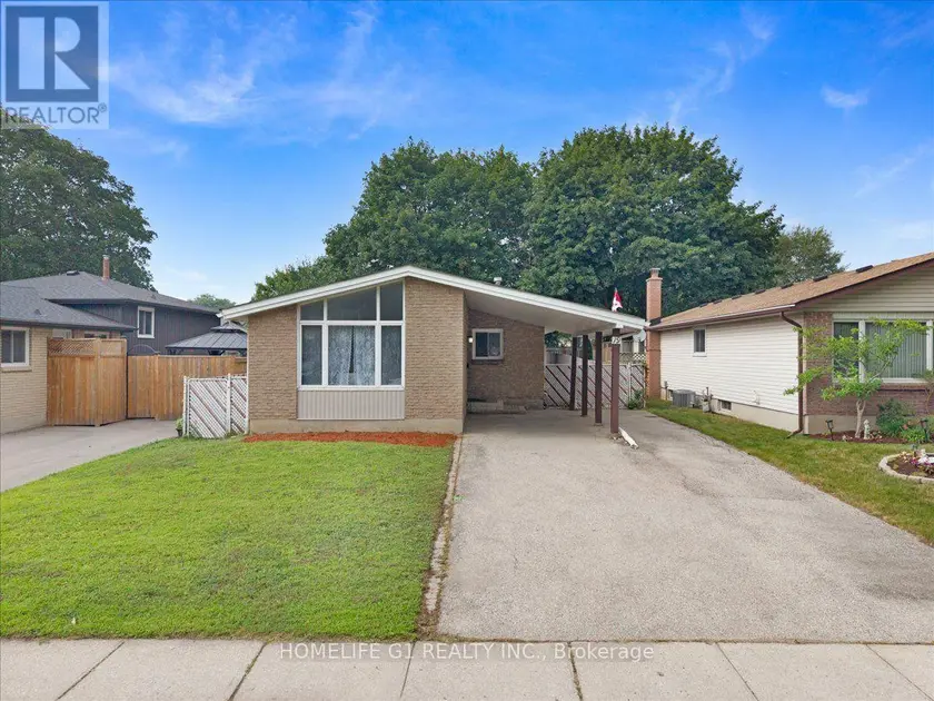 Detached at 19 MILTON AVENUE W, Cambridge