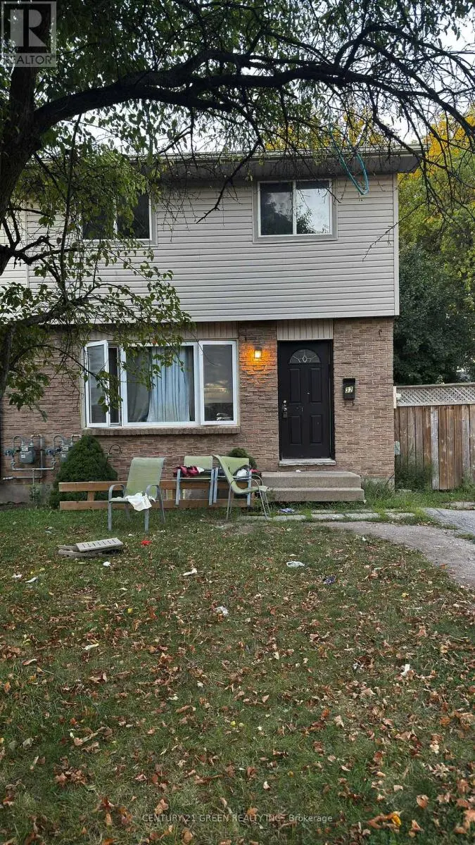 Semi-Detached/Link at 32 ELVIRA CRESCENT, London South