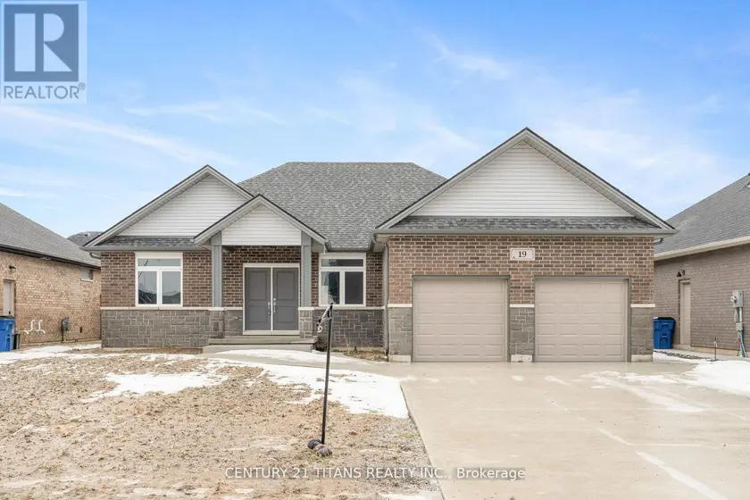 Detached at 19 TRACY DRIVE, Chatham-Kent