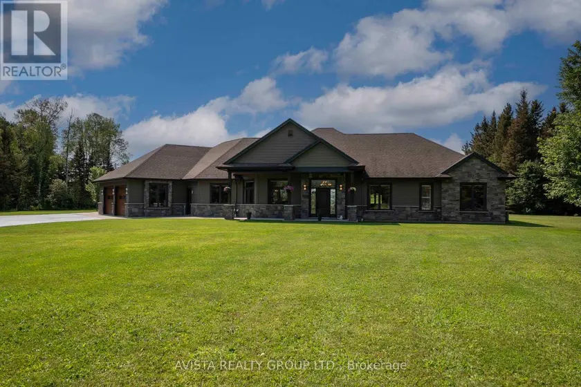 Detached at 2422 BROADWAY AVE, Thunder Bay
