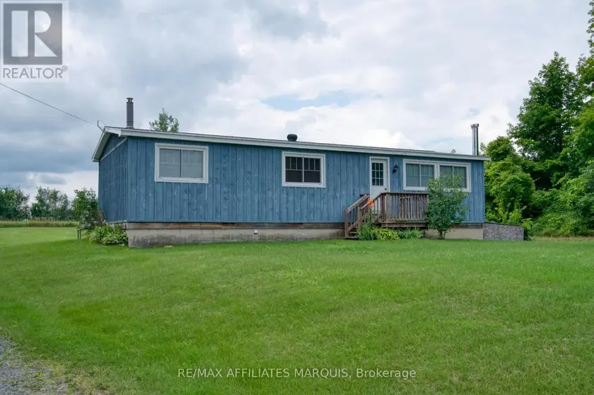 Detached at 3826 BIG RIDEAU LAKE ROAD, Rideau Lakes