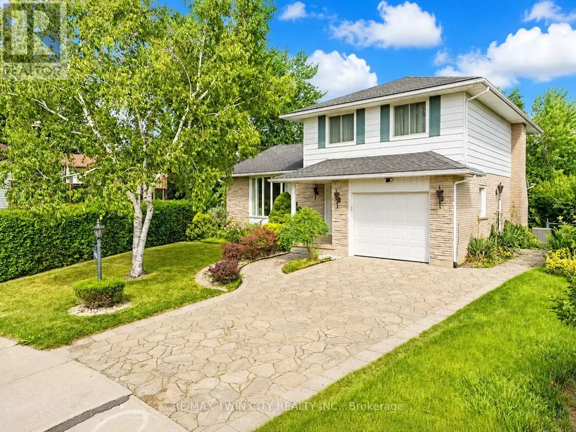Detached at 46 LOMBARDY COURT, Kitchener