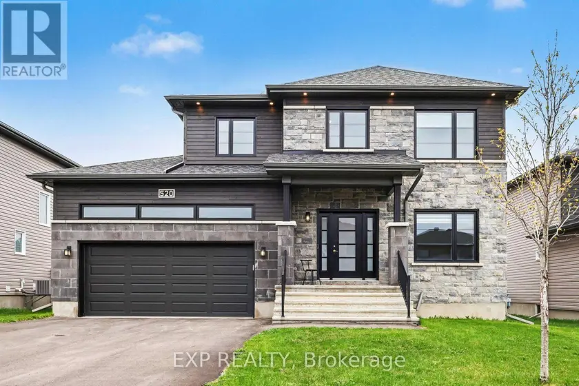 Detached at 520 LUCENT STREET, Russell