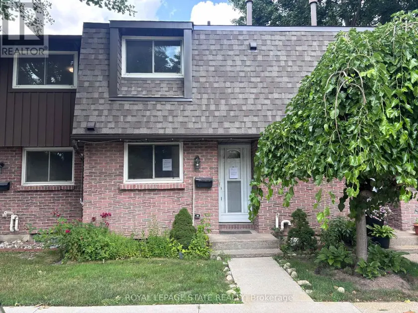 Townhouse at 38 - 151 LINWELL ROAD, St. Catharines (Lakeport)