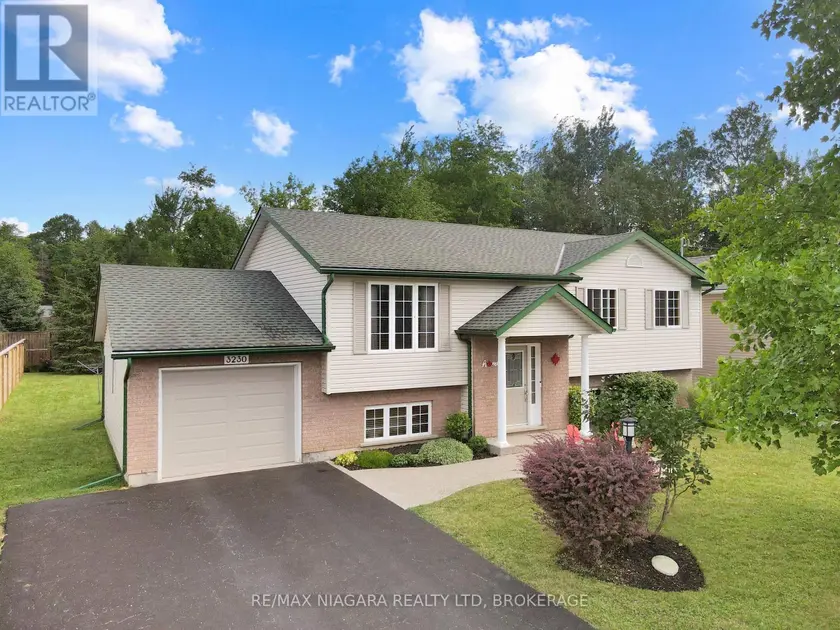 Detached at 3230 BETHUNE AVENUE, Fort Erie