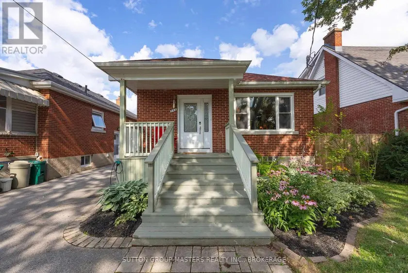 Detached at 443 COLLEGE STREET, Kingston