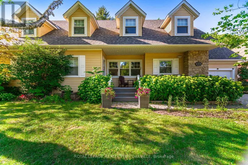 Detached at 43 RAVINA CRESCENT, Hamilton