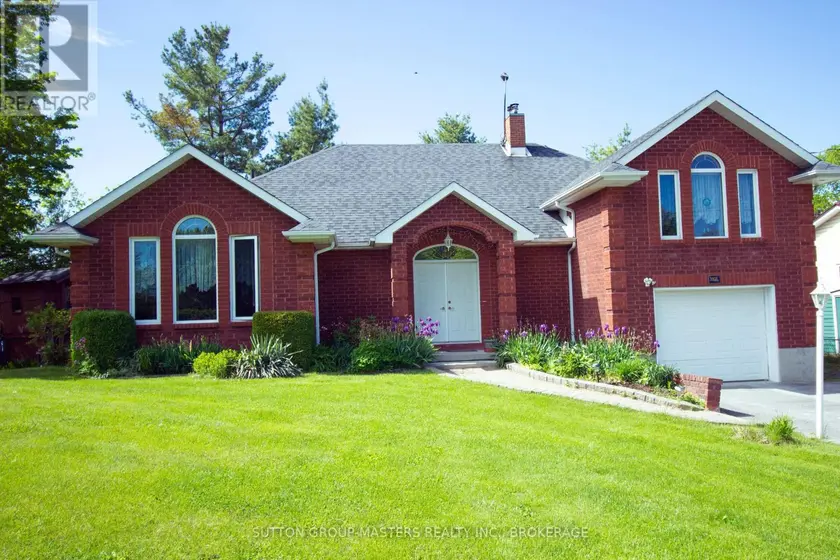 Detached at 4907 ALEX MCLEAN LANE N, Frontenac