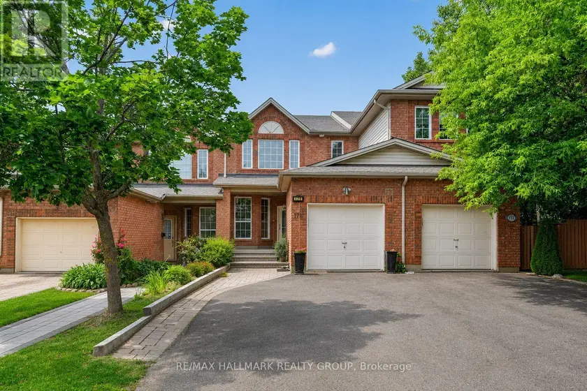 Townhouse at 174 CARWOOD CIRCLE W, Ottawa