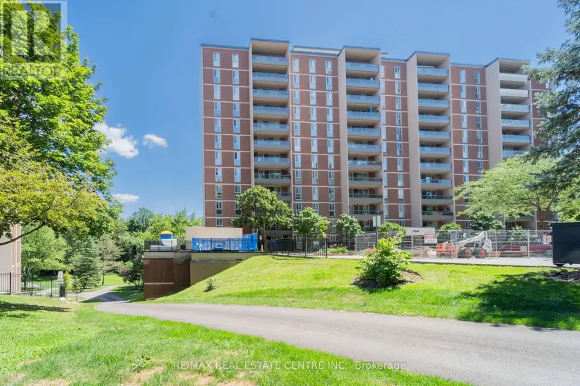 Apartment at 806 - 1964 MAIN STREET W, Hamilton