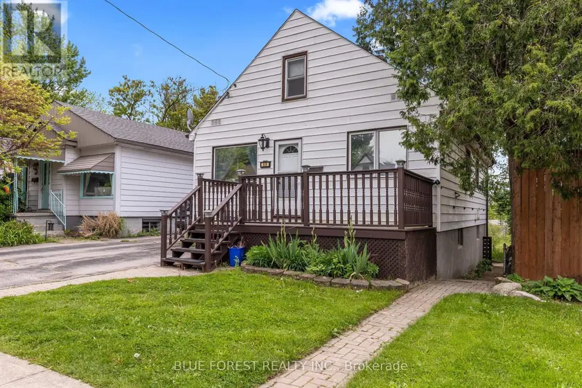 Detached at 69 CONNAUGHT AVENUE, London East