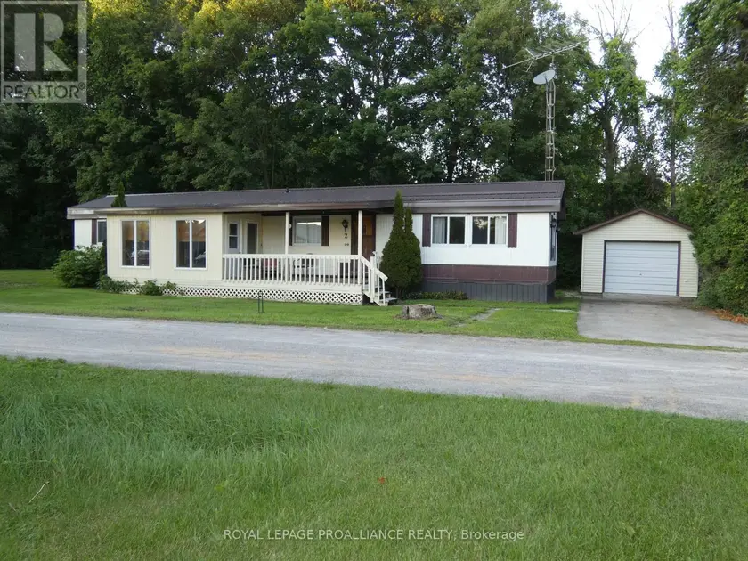 Detached at 2-1645 COUNTY 42 ROAD, Rideau Lakes