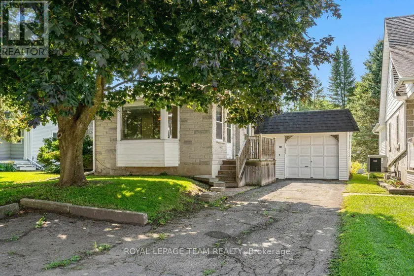Detached at 485 FRED STREET, North Dundas