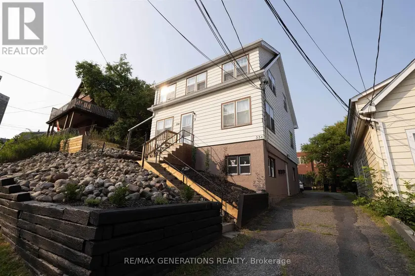 Multiplex at 334 PEARL STREET, Thunder Bay