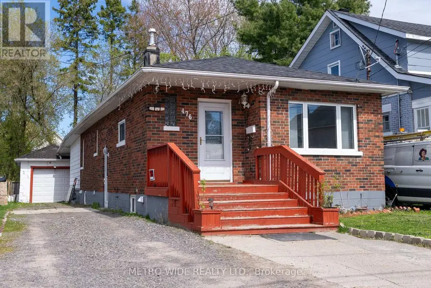 Detached at 476 FIRST AVENUE E, North Bay