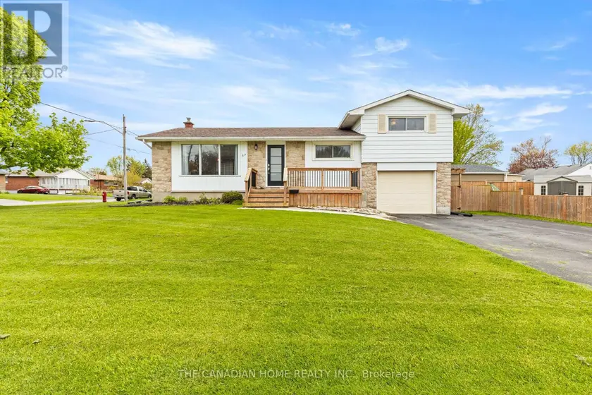 Detached at 57 DEXTER DRIVE, Welland