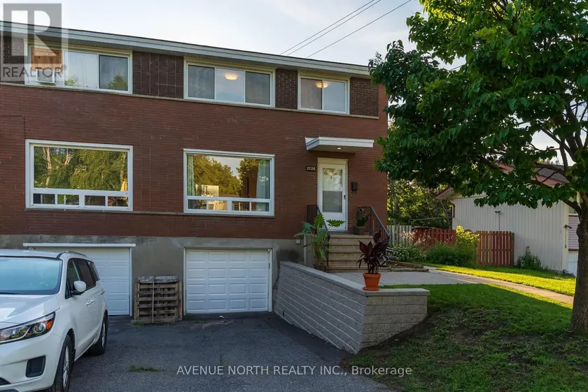 Multiplex at 2732-2730 COLMAN STREET, Ottawa