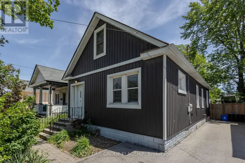 Detached at 4774 THIRD AVENUE, Niagara Falls
