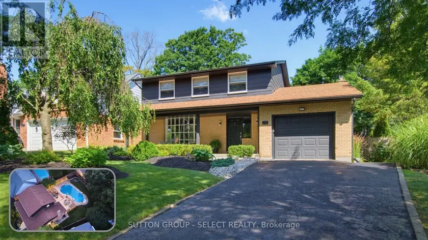 Detached at 25 HAVENRIDGE CRESCENT, London North