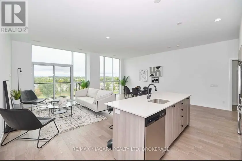 Apartment at SUB_PENTHOUSE #914 - 7711 GREEN VISTA GATE, Niagara Falls
