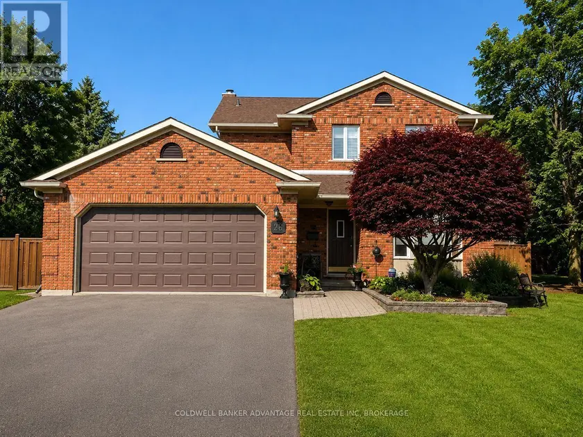 Detached at 28 DIXON CRESCENT, Welland