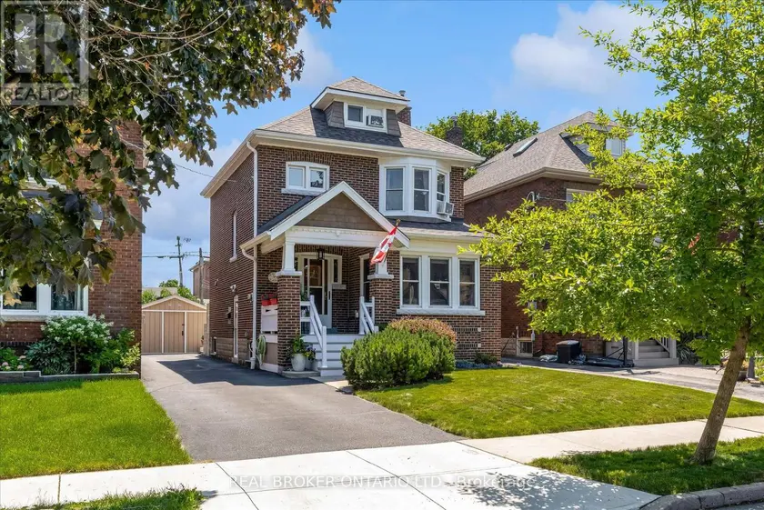 Detached at 99 TUXEDO AVENUE S, Hamilton