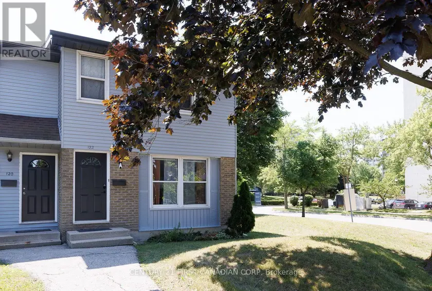 Townhouse at 122 - 70 FIDDLERS GREEN ROAD, London North