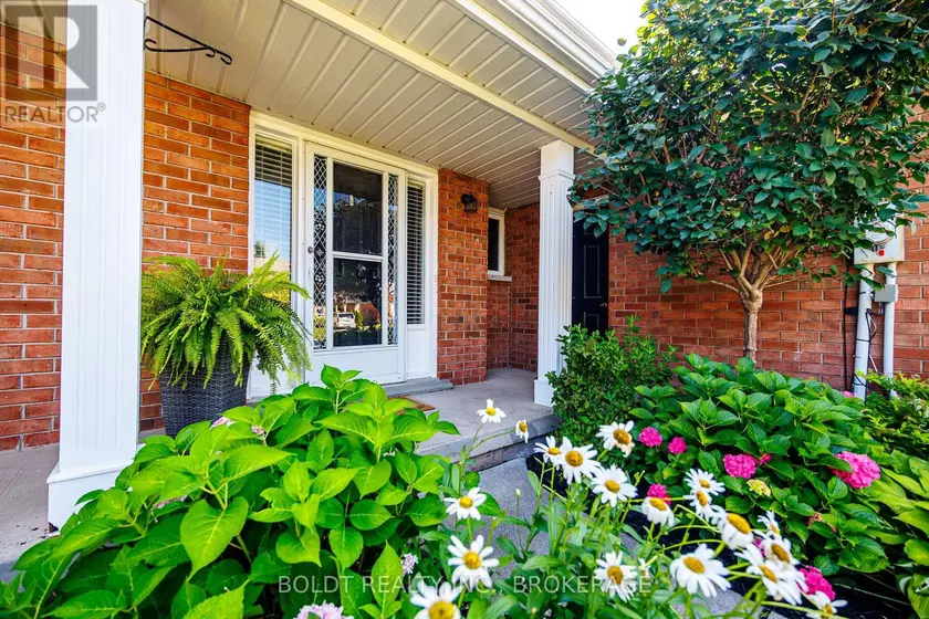 Semi-Detached/Link at 86 DEVINE CRESCENT, Thorold