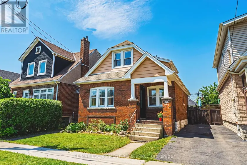 Detached at 255 WEIR STREET N, Hamilton