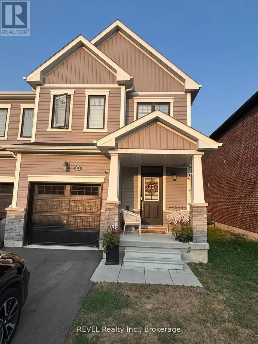 Townhouse at 40 SUGAR MAY AVENUE, Thorold