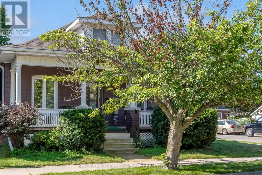 Detached at 50 STRATHCONA AVENUE, Brantford
