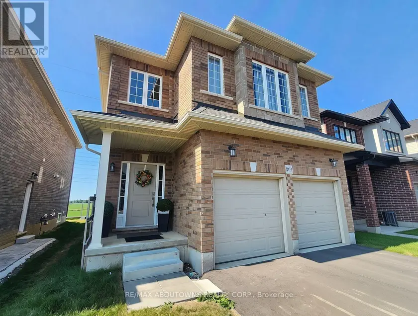 Detached at LOWER - 203 ROCKLEDGE DRIVE, Hamilton