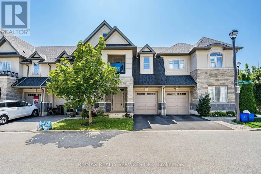 Townhouse at 43 SONOMA VALLEY CRESCENT, Hamilton