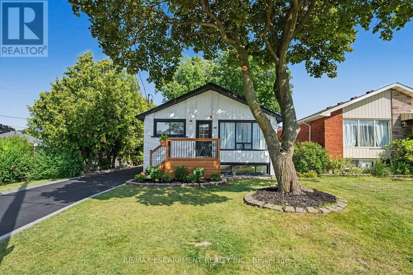 Detached at 311 EAST 14TH STREET, Hamilton