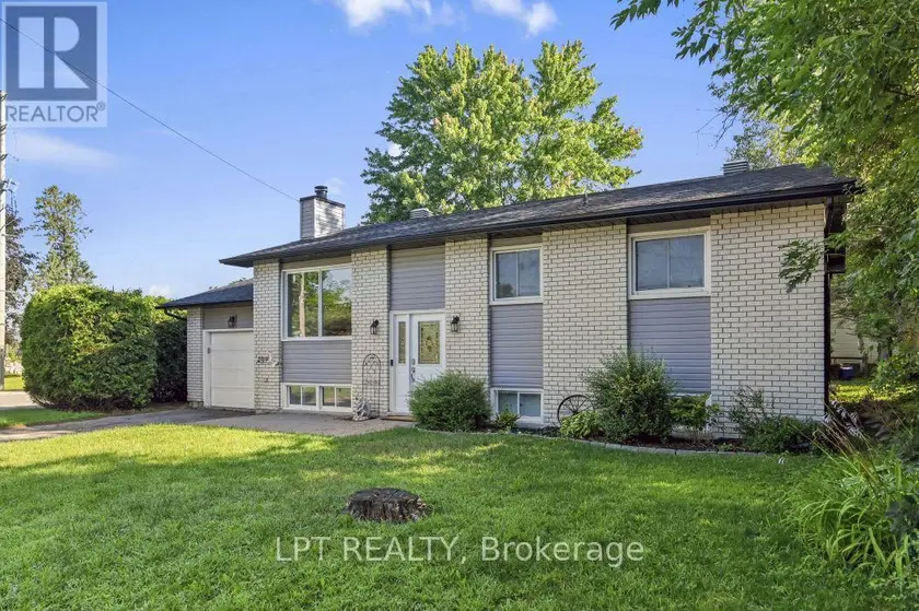 Detached at 209 BRIDGE STREET N, North Grenville