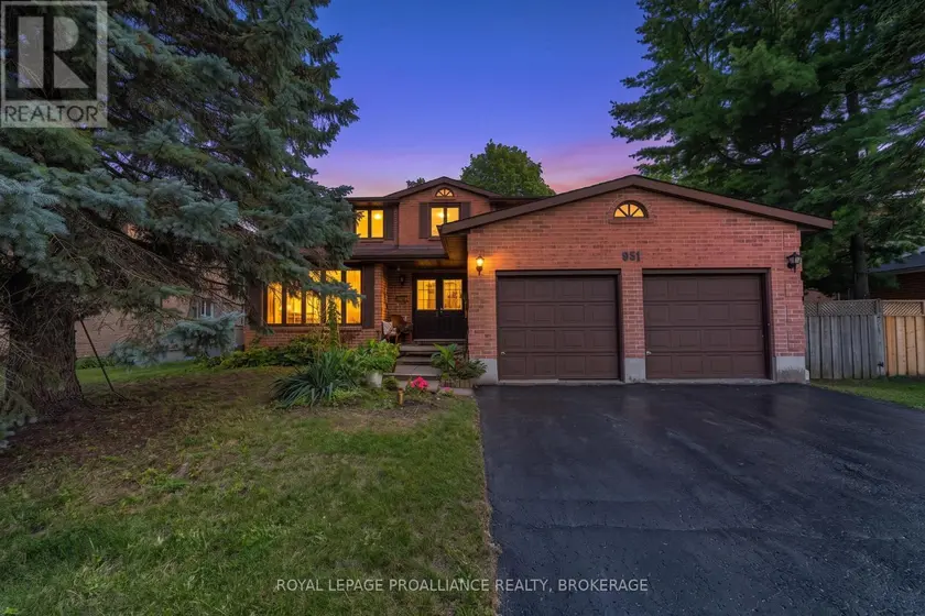 Detached at 951 NEWCASTLE STREET, Kingston