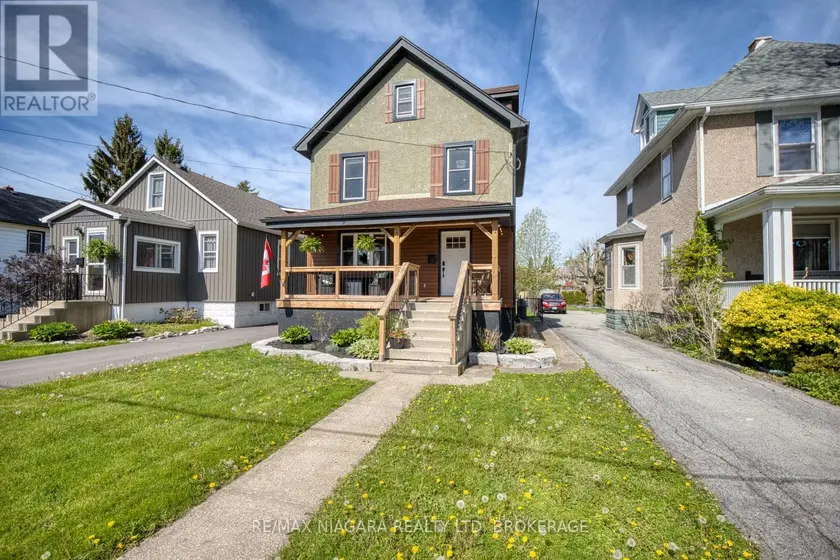 Detached at 168 STEELE STREET, Port Colborne