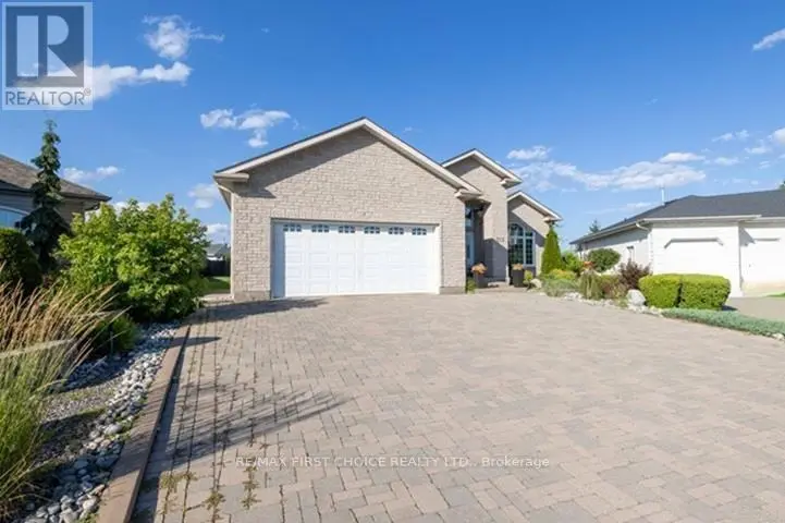 Detached at 132 WOLVERINE CRESCENT, Thunder Bay