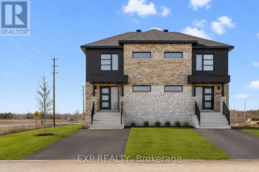 Semi-Detached/Link at 239 CARPE STREET, Casselman