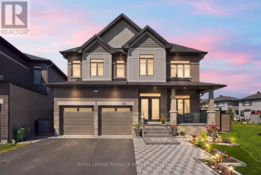 Detached at 921 BECKTON HEIGHTS, Ottawa