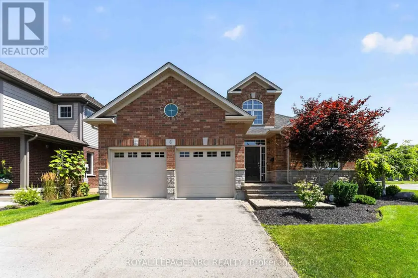 Detached at 6 CARDINAL CRESCENT, Welland