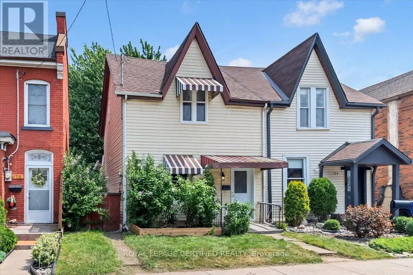 Semi-Detached/Link at 176 EMERALD STREET N, Hamilton