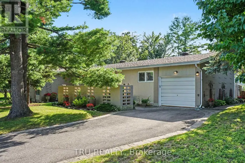 Detached at 1174 CAMEO DRIVE, Ottawa