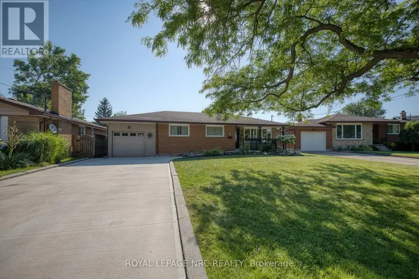 Detached at 85 REGENT DRIVE, St. Catharines
