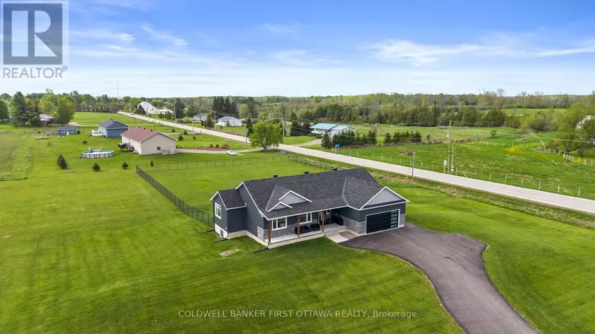 Detached at 1027 MATHESON DRIVE, Montague