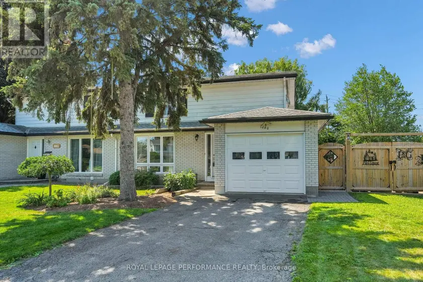 Semi-Detached/Link at 1080 CLOVERLAWN COURT, Ottawa
