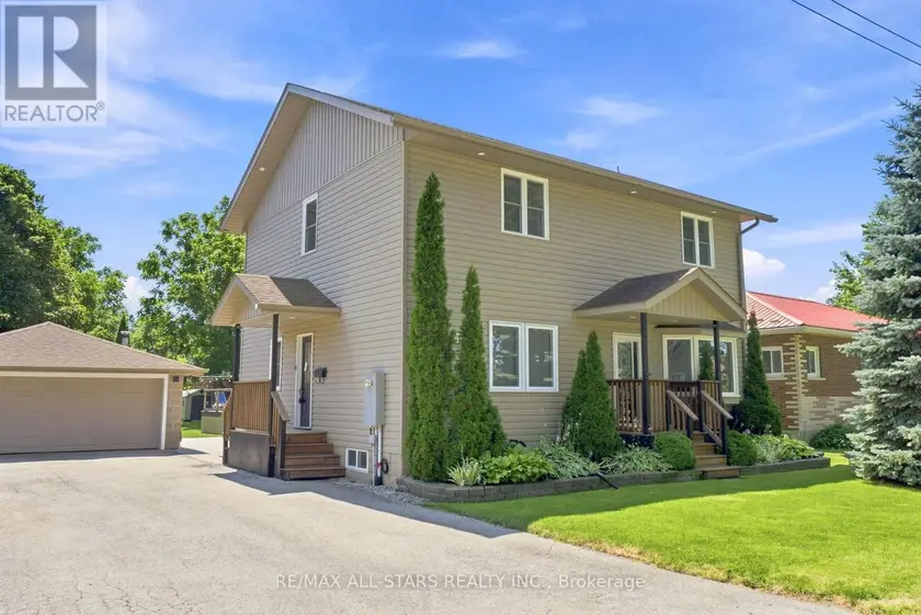 Detached at 11 PERRY STREET, Kawartha Lakes