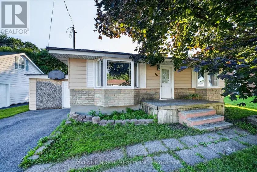 Detached at 514 RIVIER PLACE, Cornwall